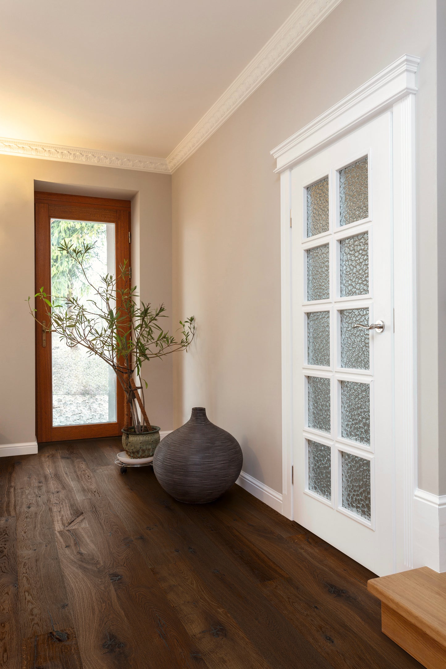 Landhausdiele Eiche astig Darkbrown gebürstet, dunkel geräuchert und Natur geölt